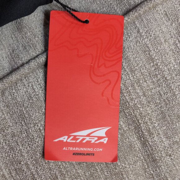 Altra Zoned Heat Full Tight Black NEW WITH TAGS - Picture 3 of 8